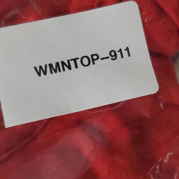 Katie's Kloset Medium Red Burnout hi-low Top - Picture 5 of 5